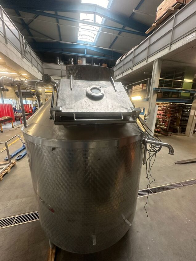 Fertiger geschlossen 3'000l