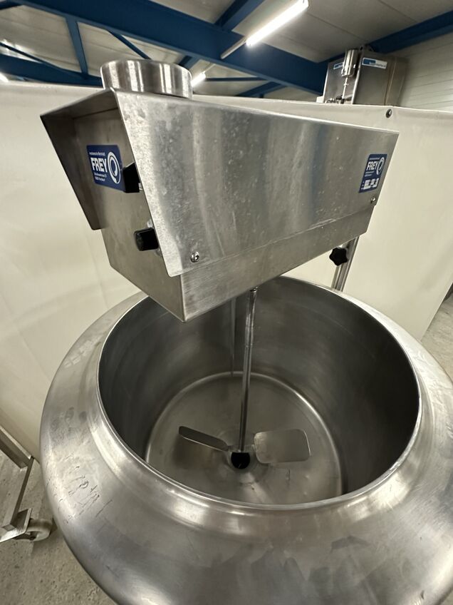 Chargenpasteur / Mehrzweckerhitzer 120l für Warmwasser Betrieb